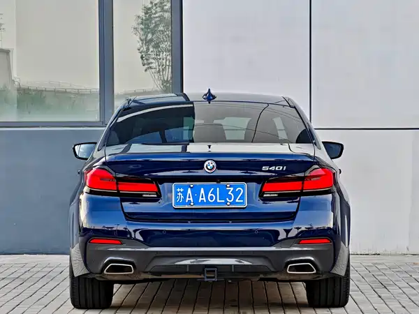 BMW 5 Series 2023