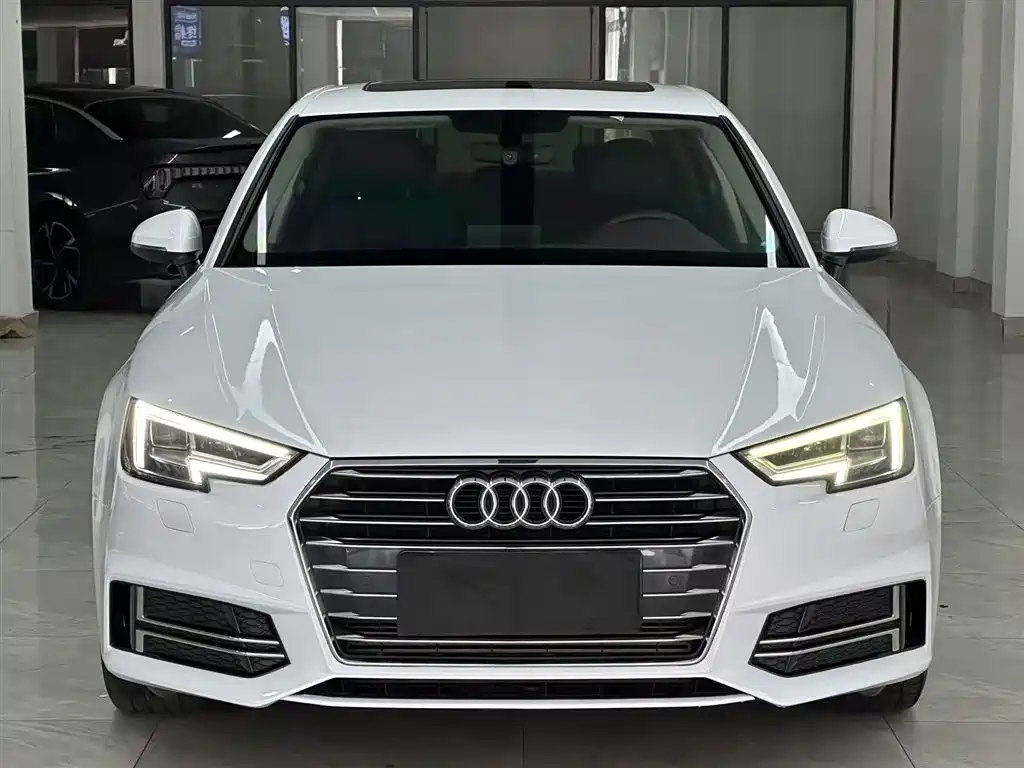 Audi A4L 2019 — фото 10