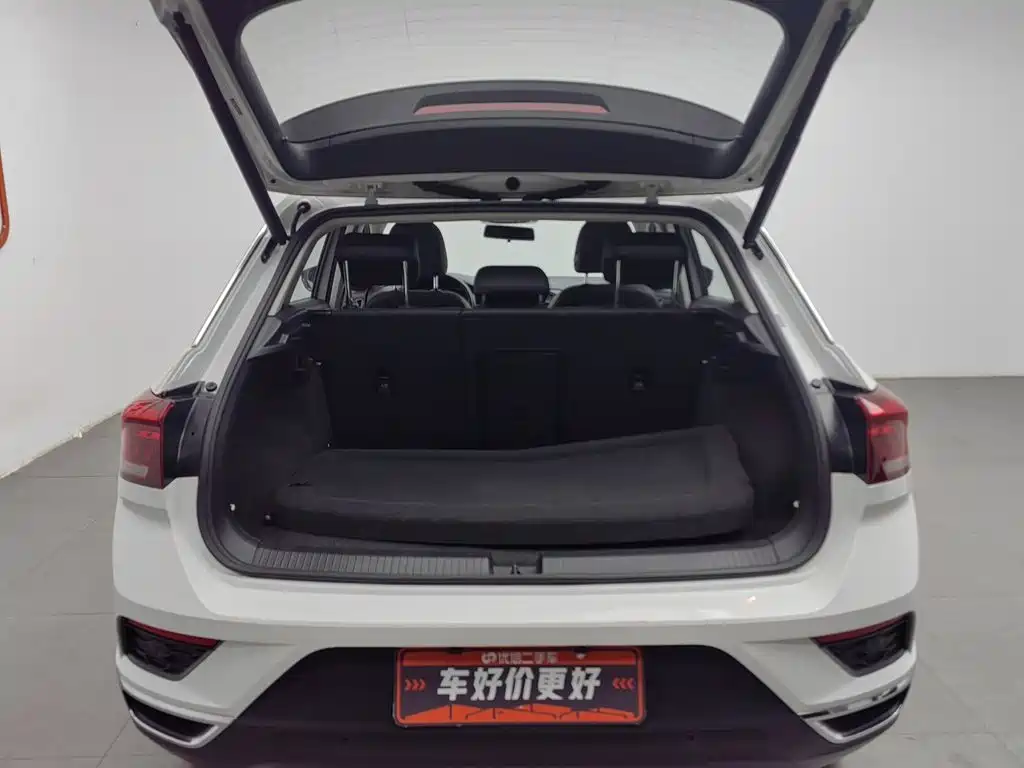 Volkswagen T-Roc 2020 — фото 16