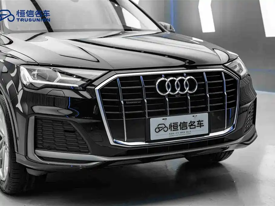 Audi Q7 2023 — фото 9