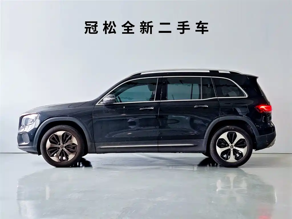 Mercedes-Benz GLB 2023 — фото 4