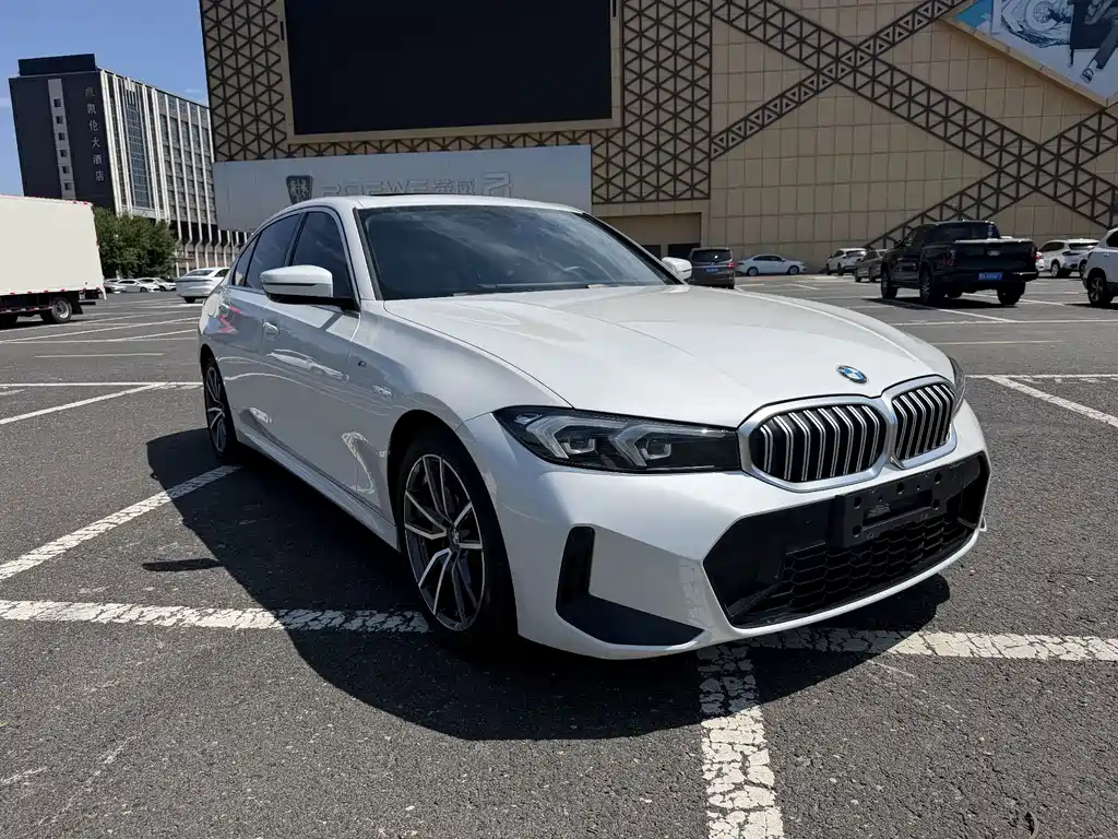 BMW 3 Series 2023