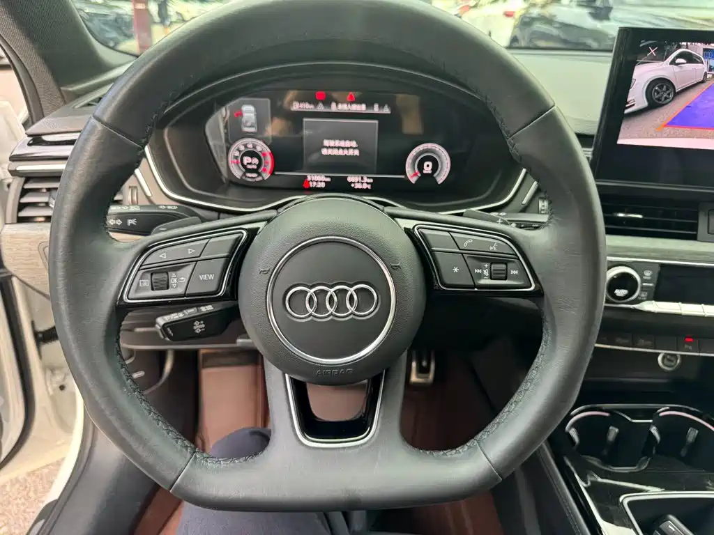 Audi A4L 2023 — фото 14