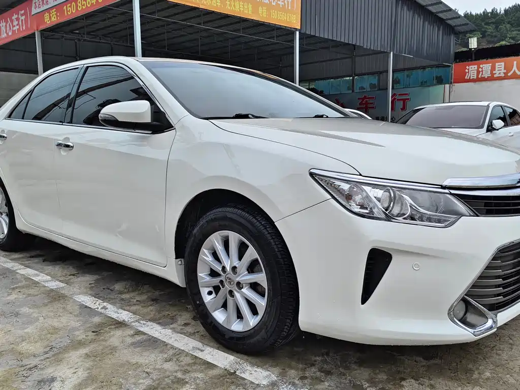Toyota Camry 2017