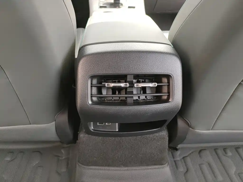 BYD Qin PLUS 2025 — фото 19