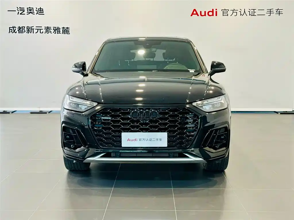 Audi Q5L Sportback 2025 — фото 2
