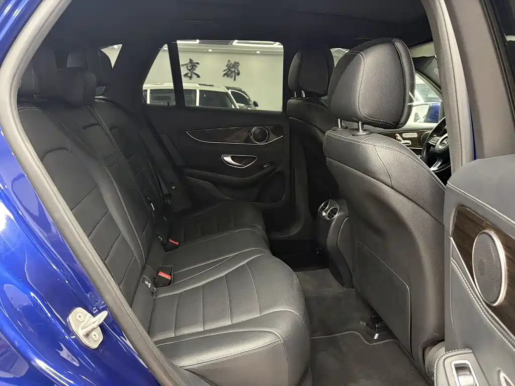 Mercedes-Benz GLC 2017 — фото 13
