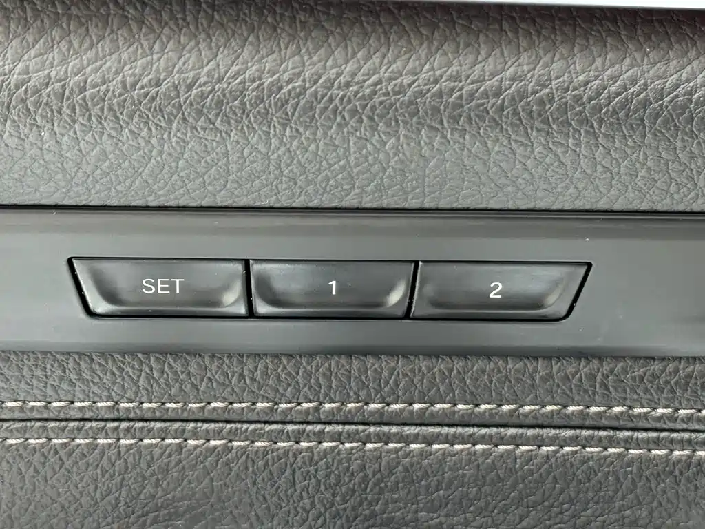 BMW 6 Series GT 2021 — фото 14