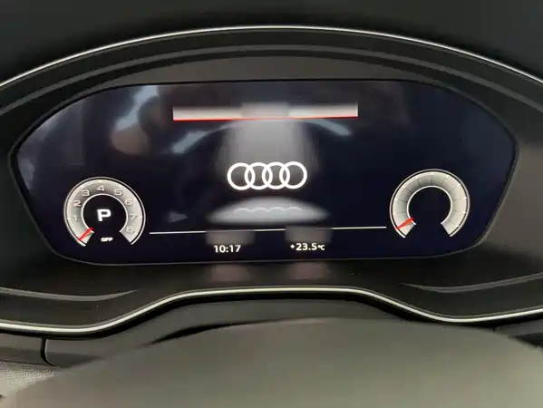 Audi Q5L 2022