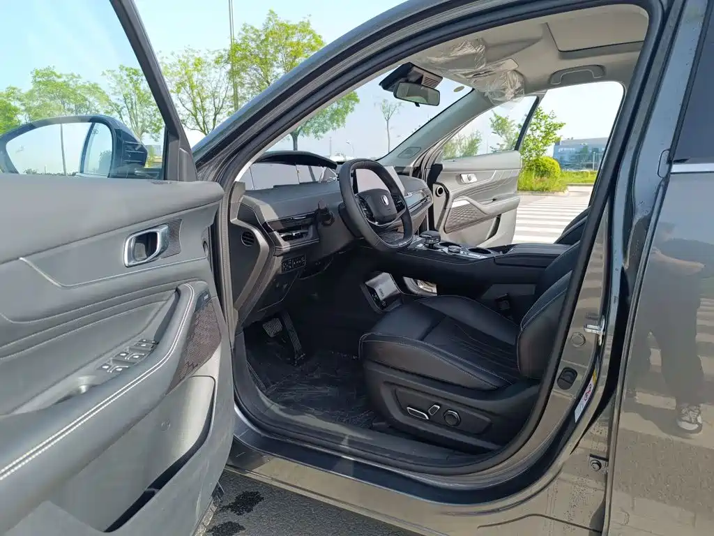 Changan UNI-K Smart Electronic Idd 2026 — фото 18