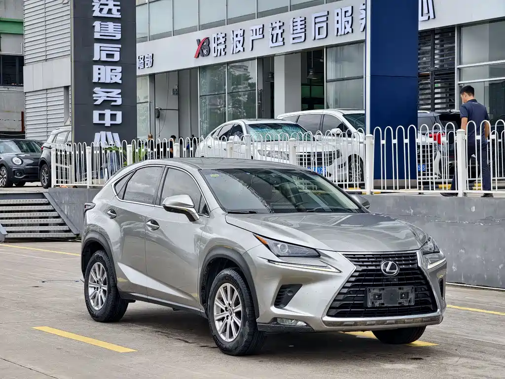 Lexus NX 2018 — фото 3