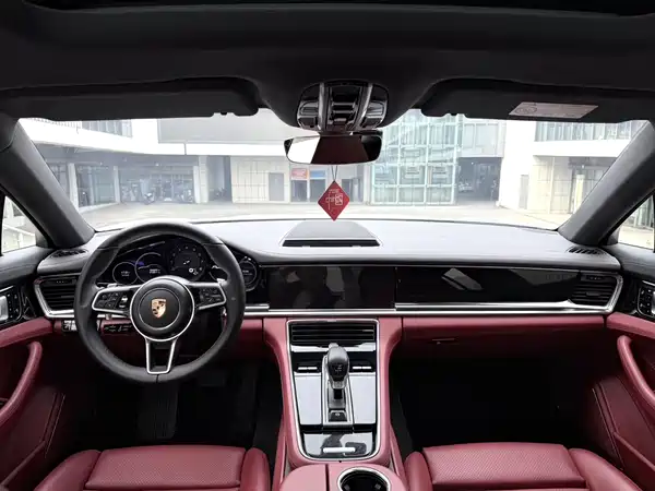 Porsche Panamera 2020