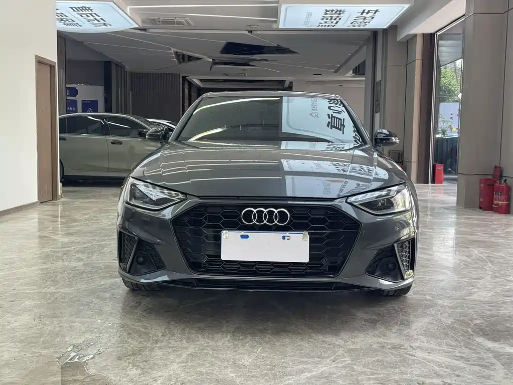 Audi A4L 2024
