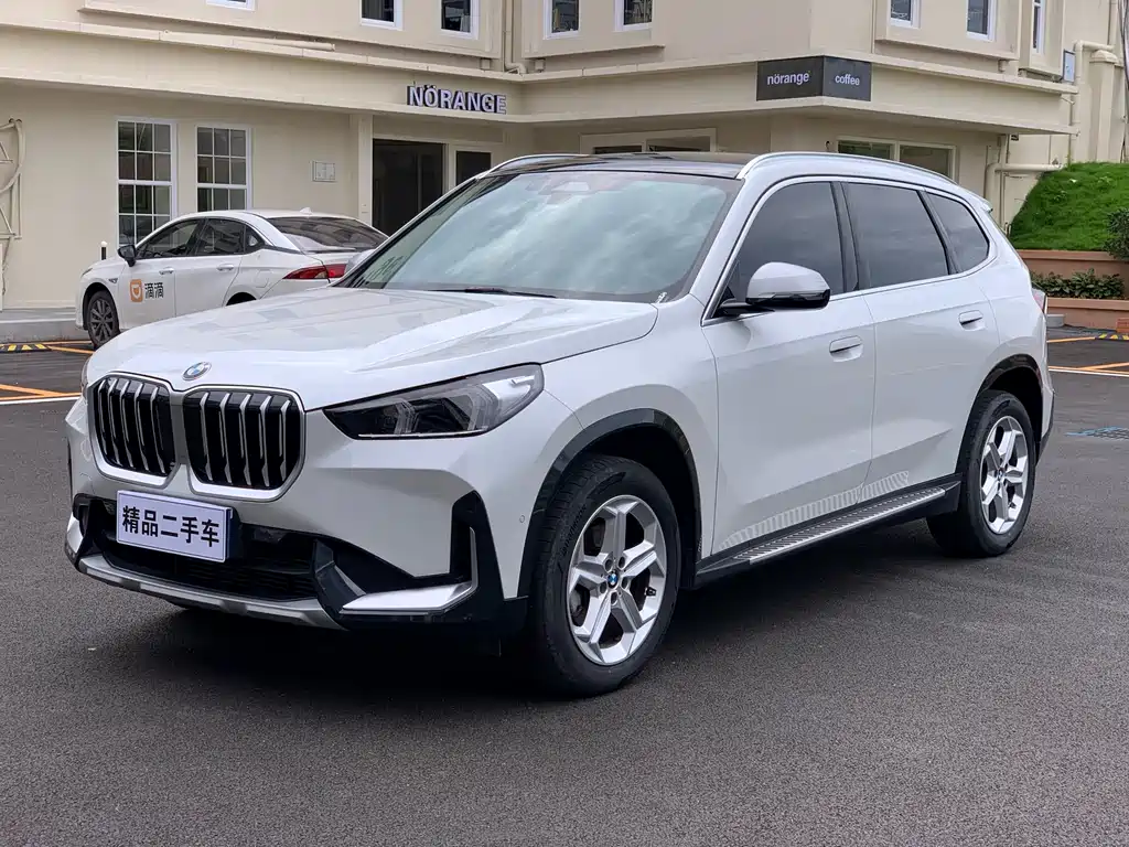 BMW X1 2025 — фото 1