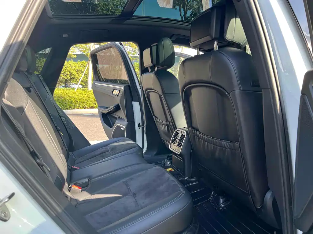 Porsche Macan 2016