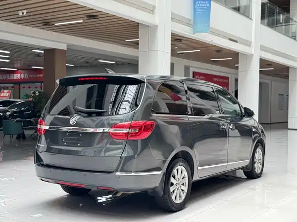 Buick GL8 2020