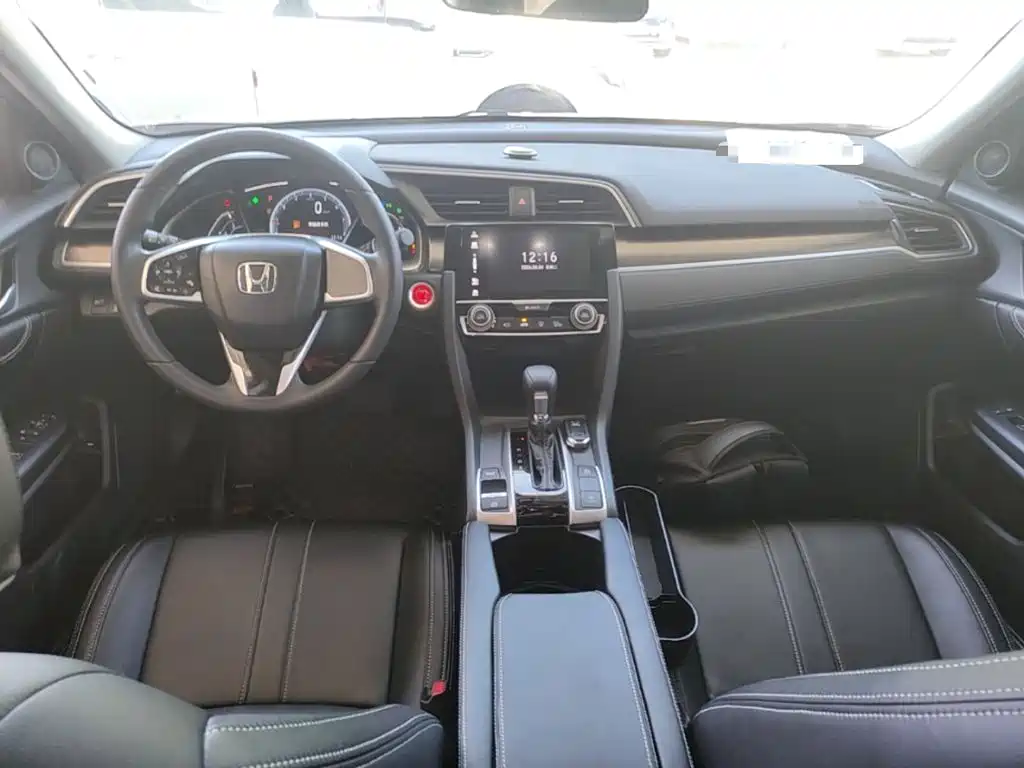 Honda Civic 2021 — фото 10