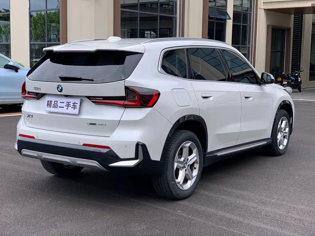 BMW X1 2025 — фото 6