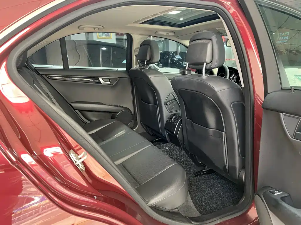 Mercedes-Benz C-Class 2014 — фото 11