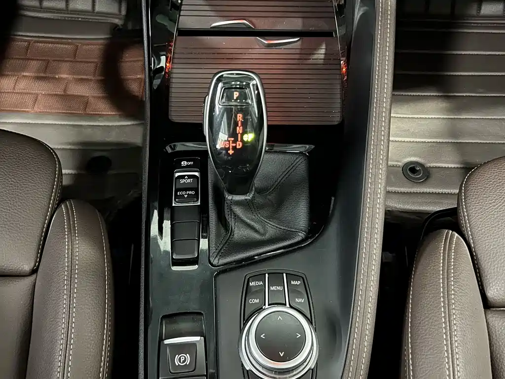 BMW X1 2020 — фото 12