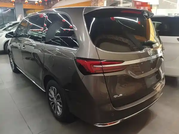 Buick GL8 2024