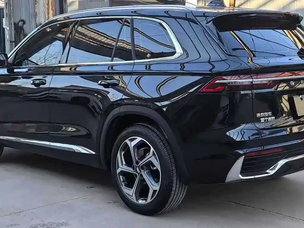 Geely Xingyue L 2025 — фото 9