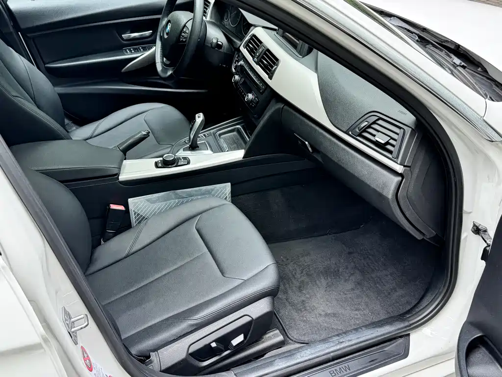 BMW 3 Series 2013 — фото 10