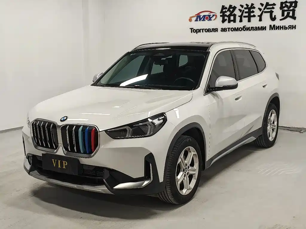 BMW X1 2023 — фото 1