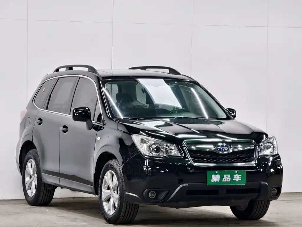 Subaru Forester 2014 — фото 3