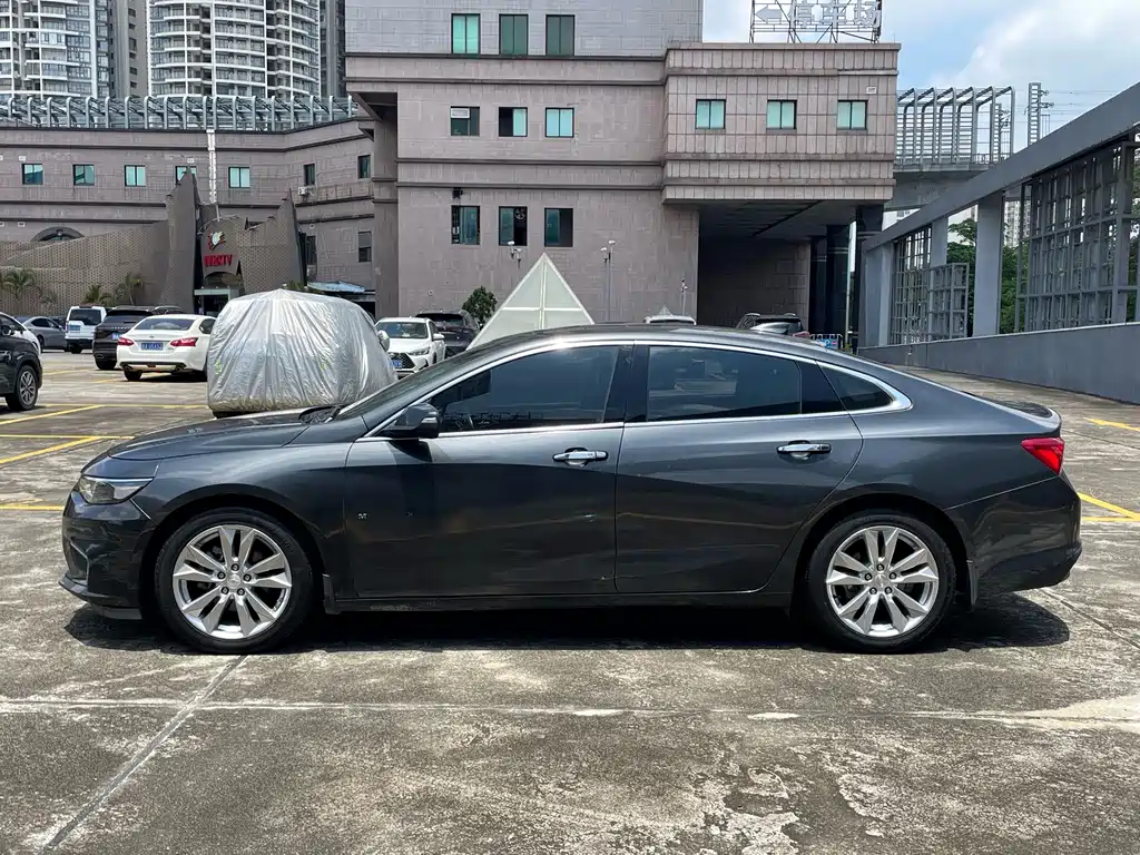 Chevrolet Malibu XL 2016 — фото 24