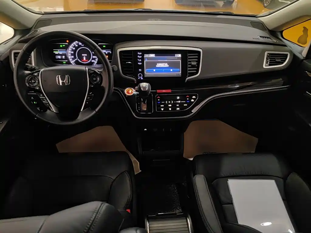Honda Odyssey 2020 — фото 6