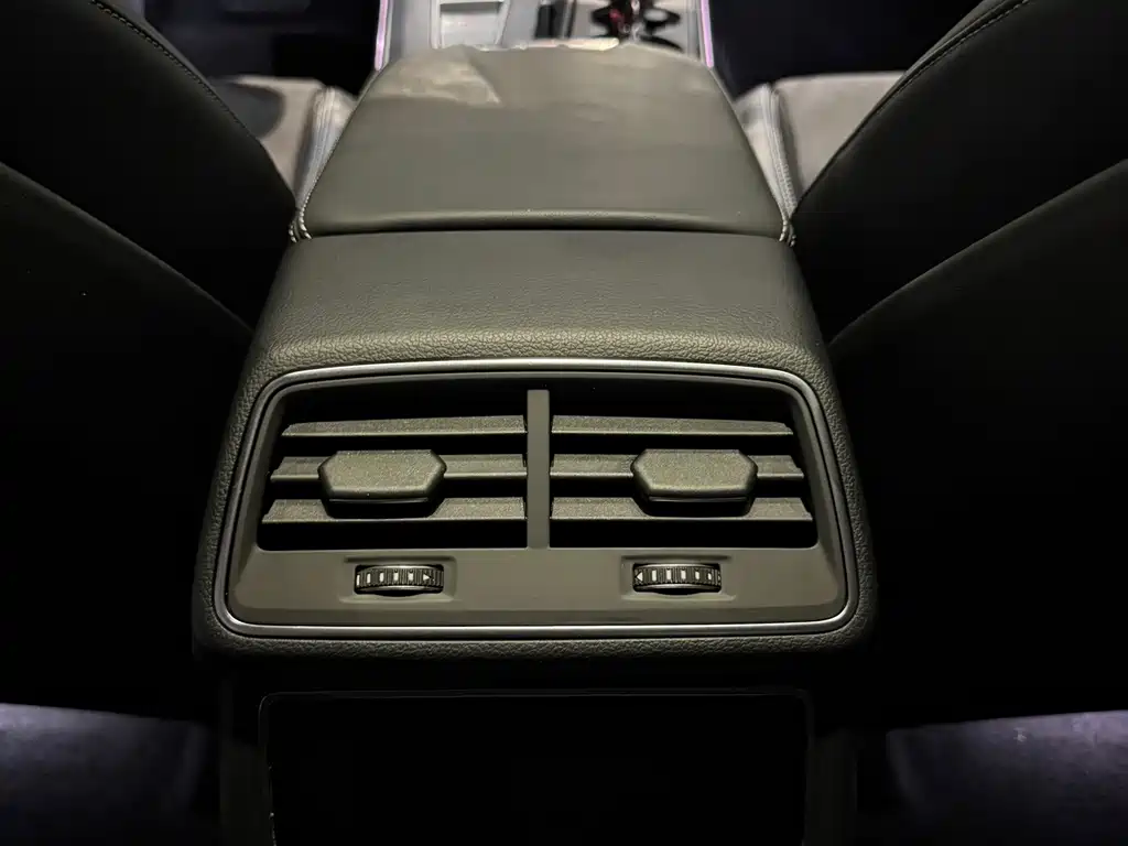 Audi A7L 2024 — фото 7