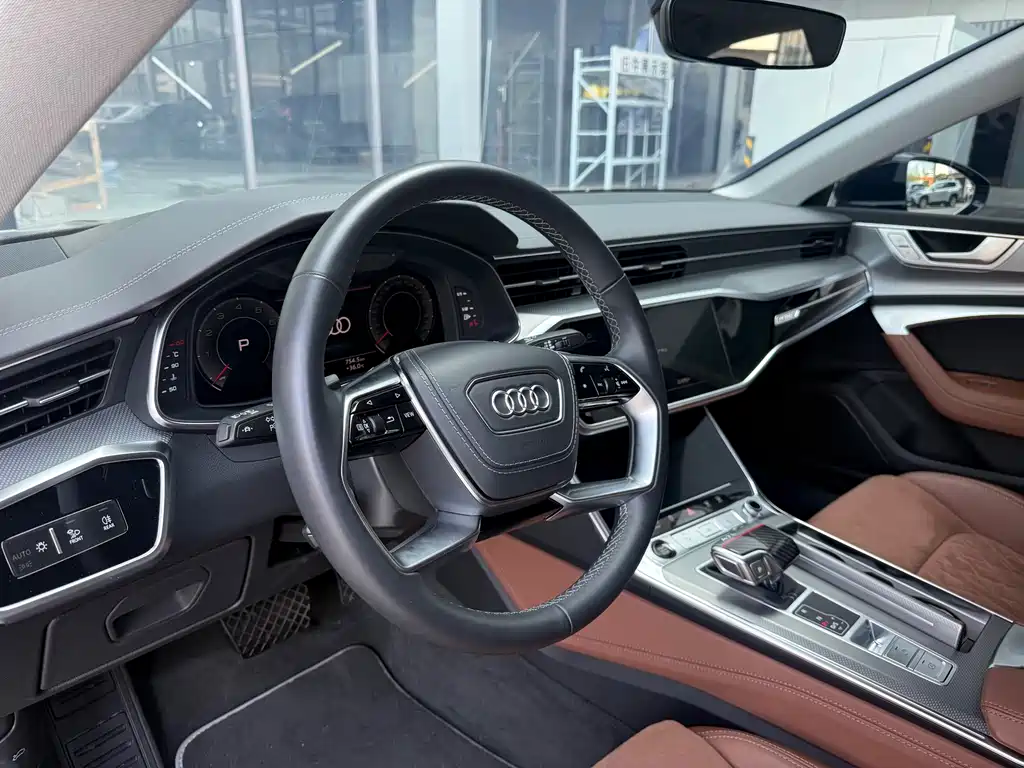 Audi A7L 2025 — фото 13