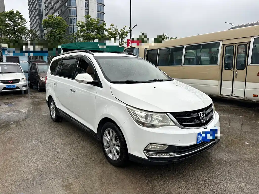 Baojun 730 2016
