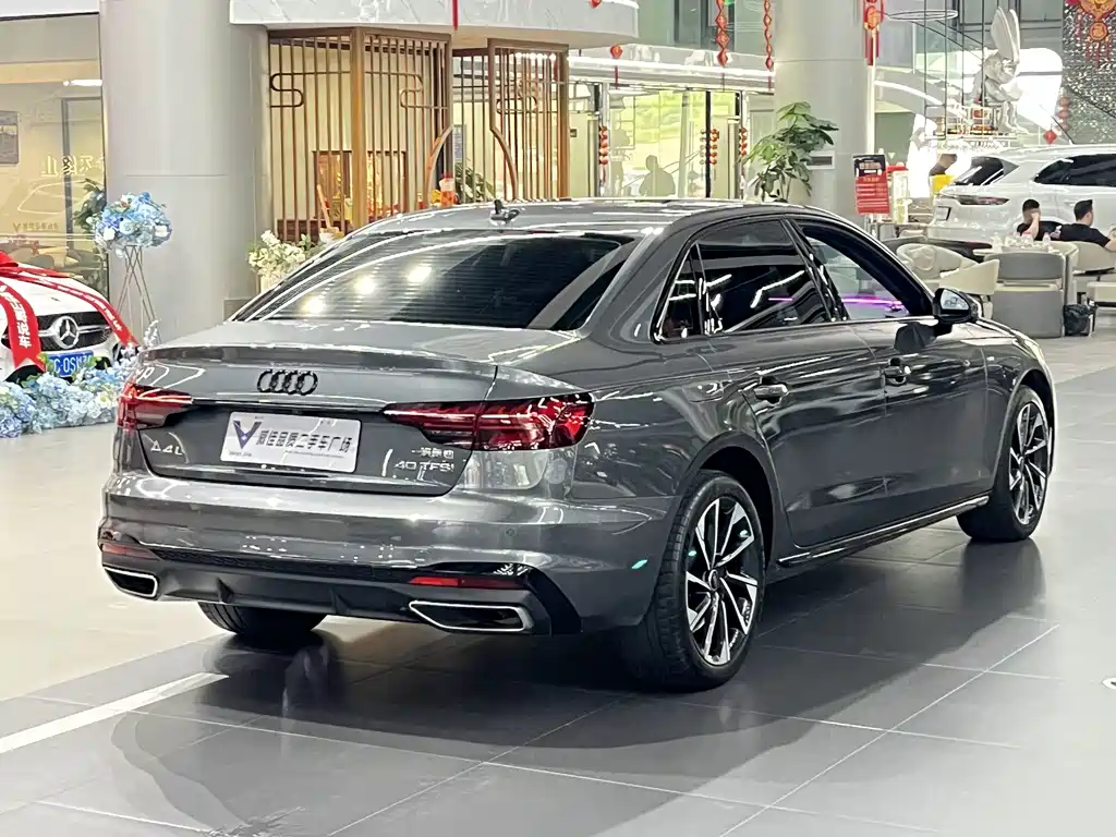 Audi A4L 2023