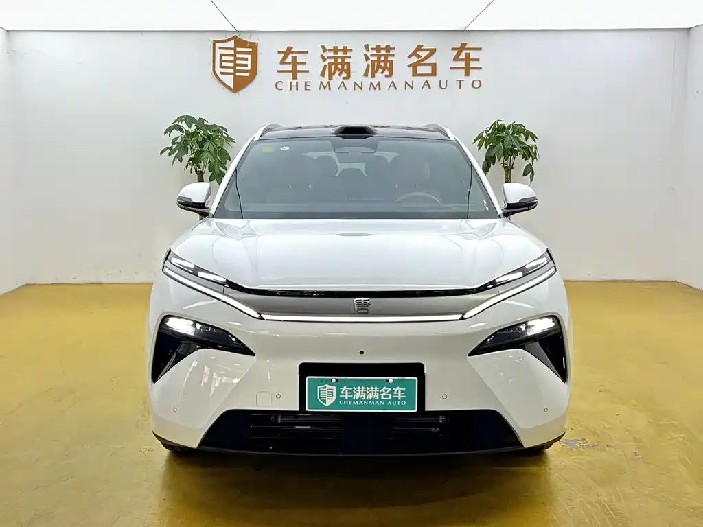 BYD Tang L 2025
