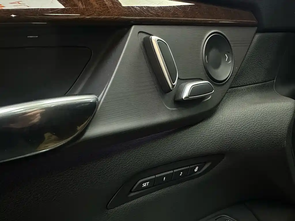 Cadillac CT6 2021 — фото 23