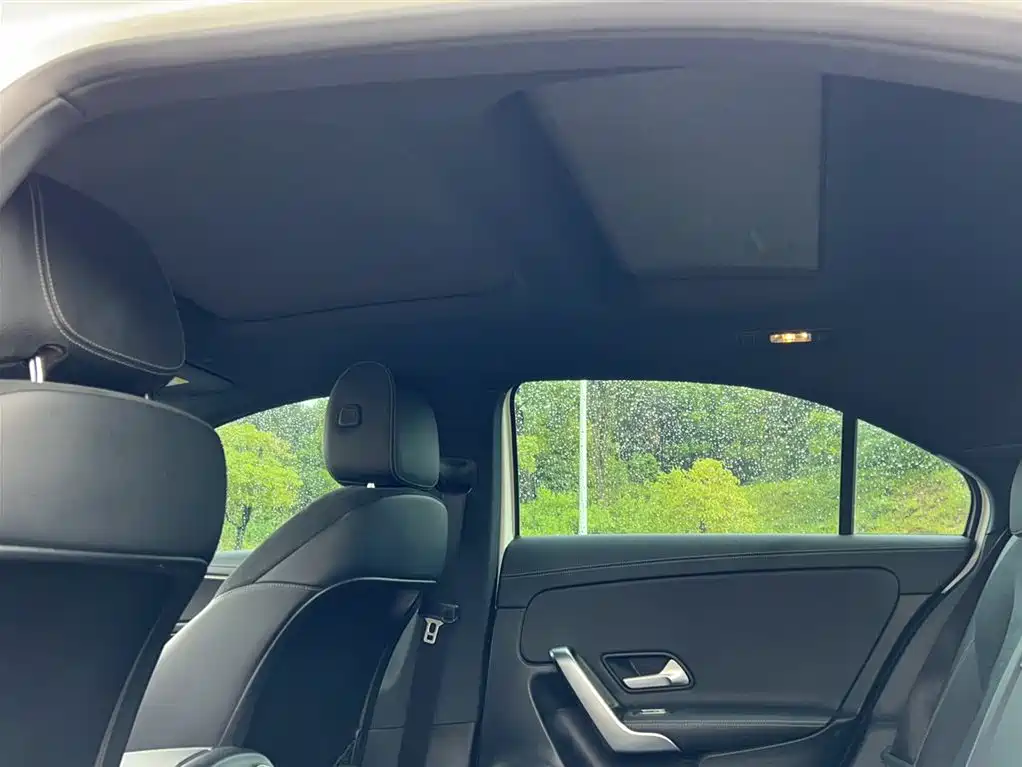 Mercedes-Benz A-Class 2021 — фото 11