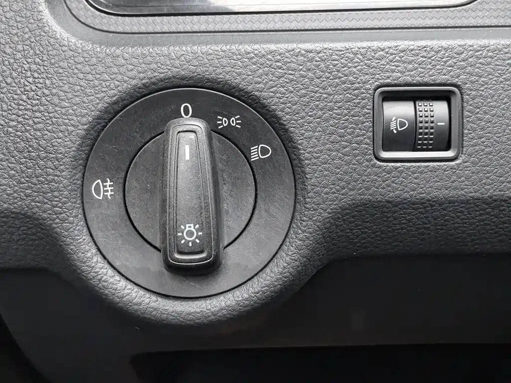 Volkswagen Santana 2016 — фото 21