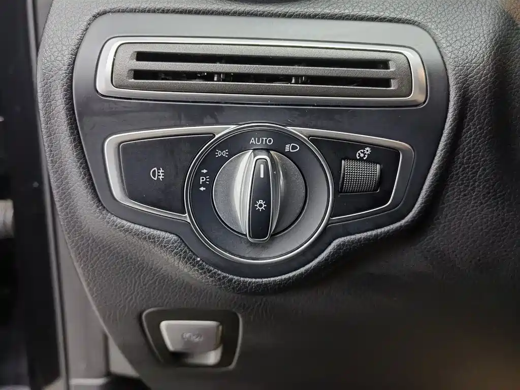 Mercedes-Benz GLC 2021 — фото 21