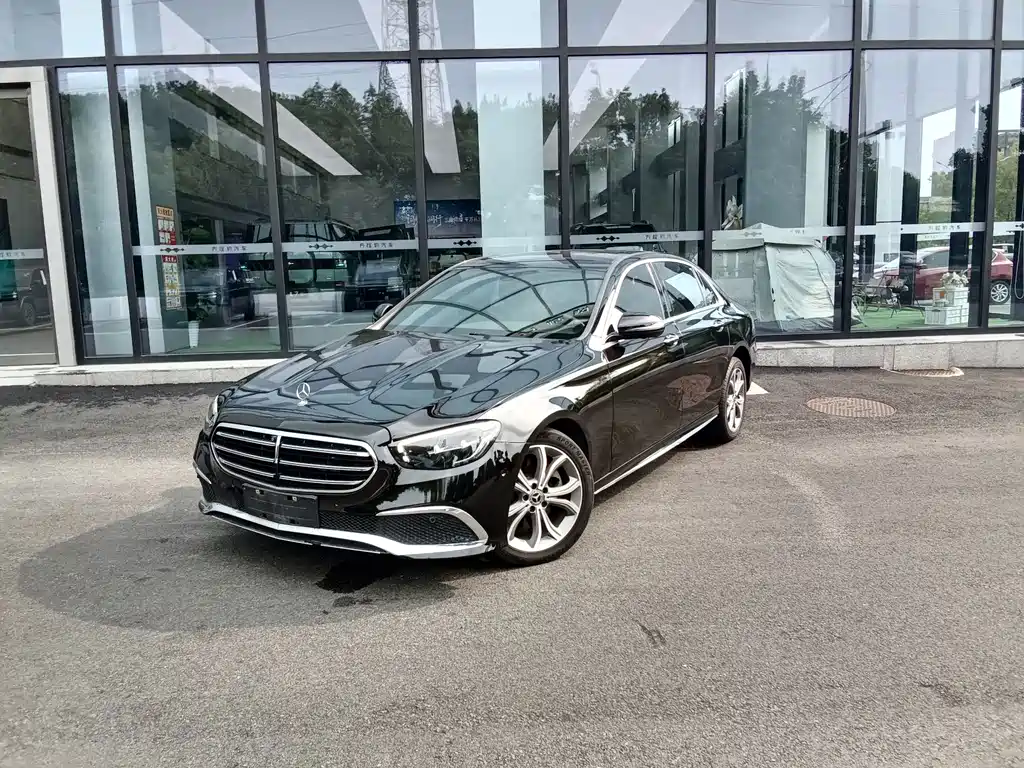 Mercedes-Benz E-Class 2020 — фото 1