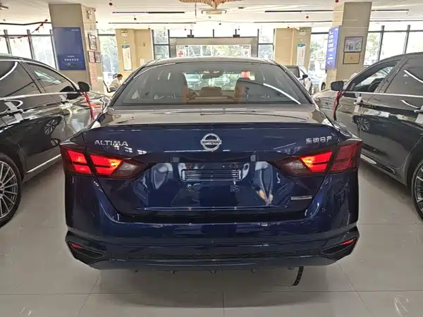 Nissan Teana 2021