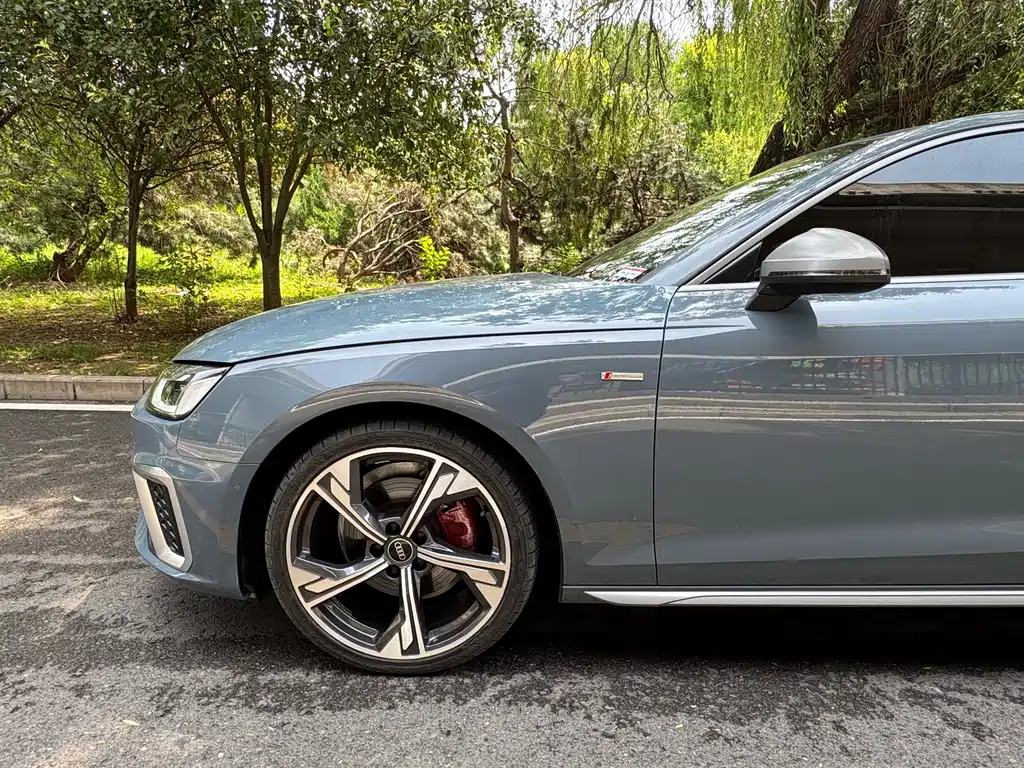 Audi A4L 2022