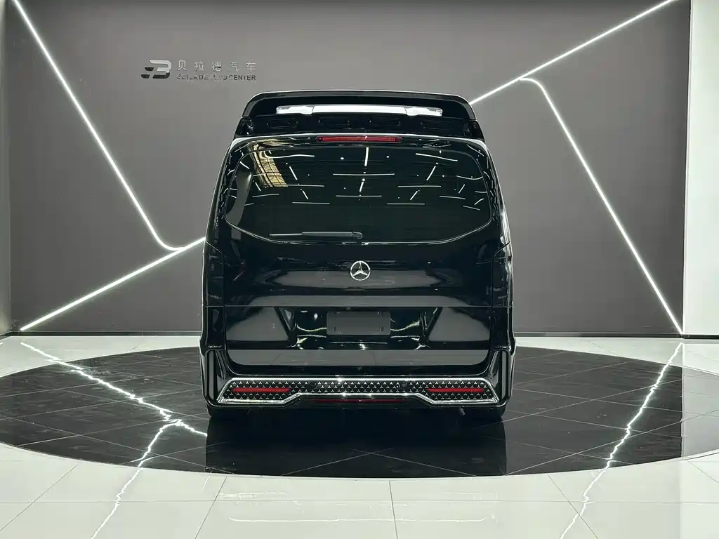 Mercedes-Benz Vito 2023 — фото 4