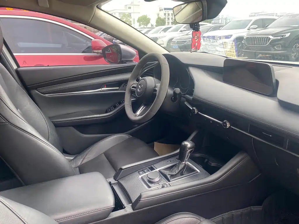 Mazda 3 Axela 2021