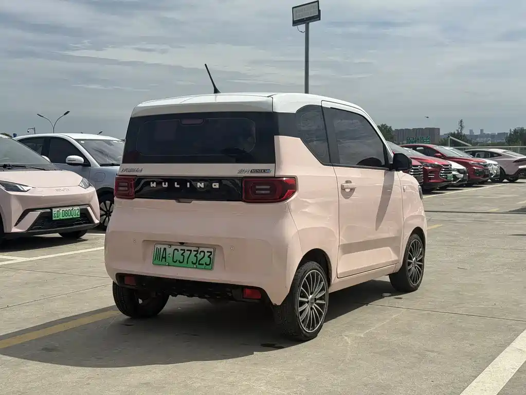 Wuling MINIEV 2021