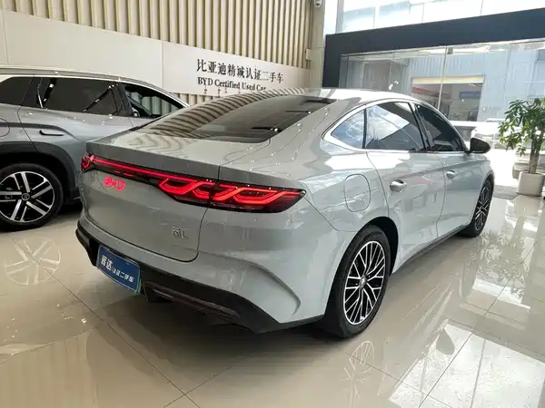 BYD Qin L 2024