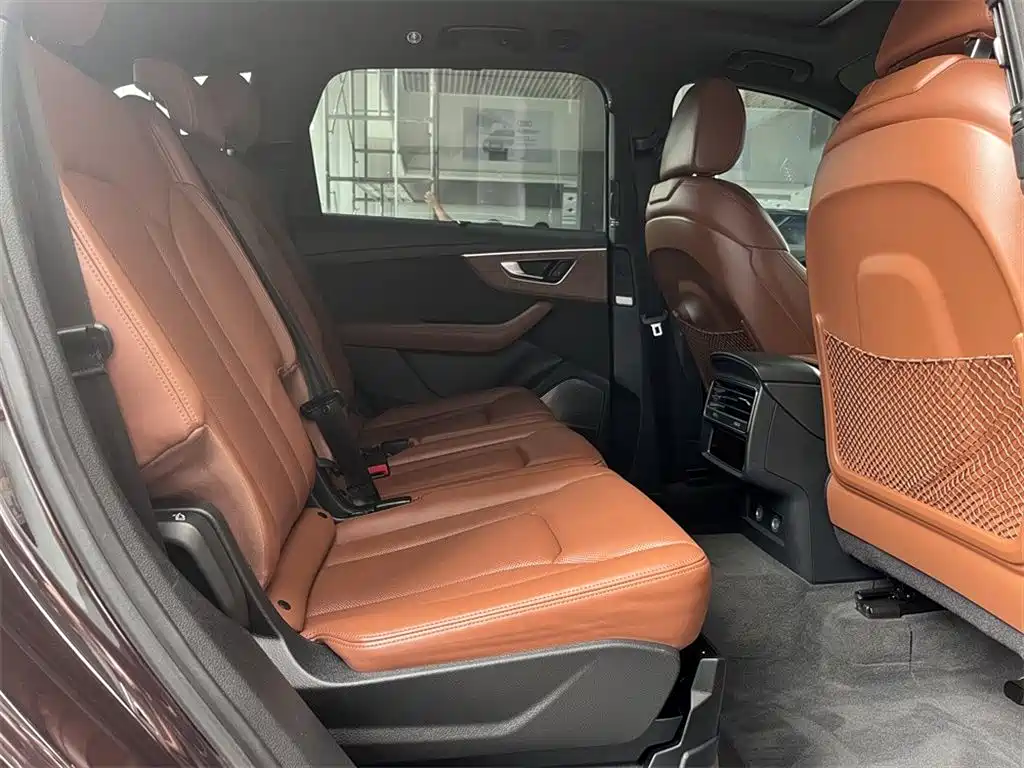 Audi Q7 2023