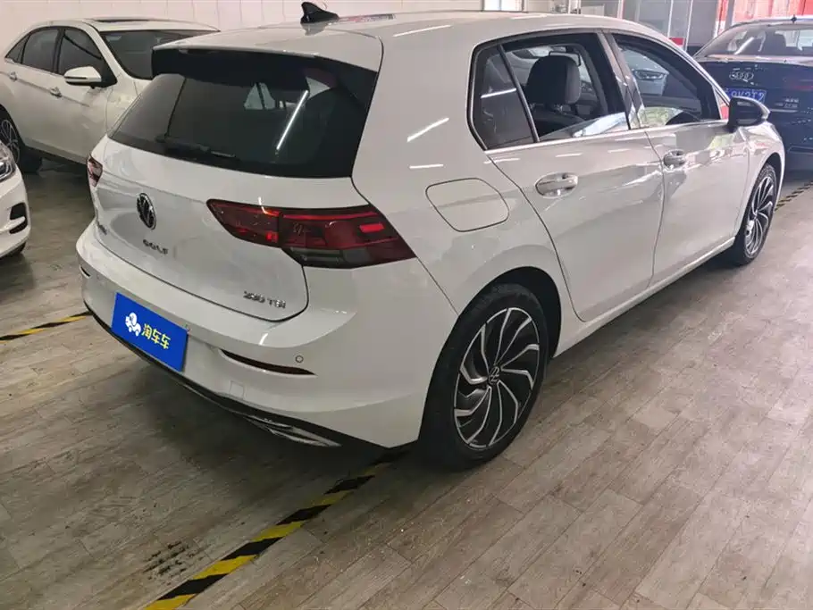 Volkswagen Golf 2022