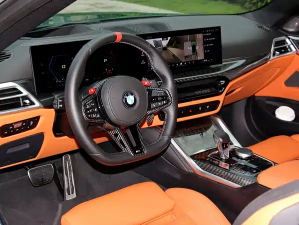 BMW M4 2025